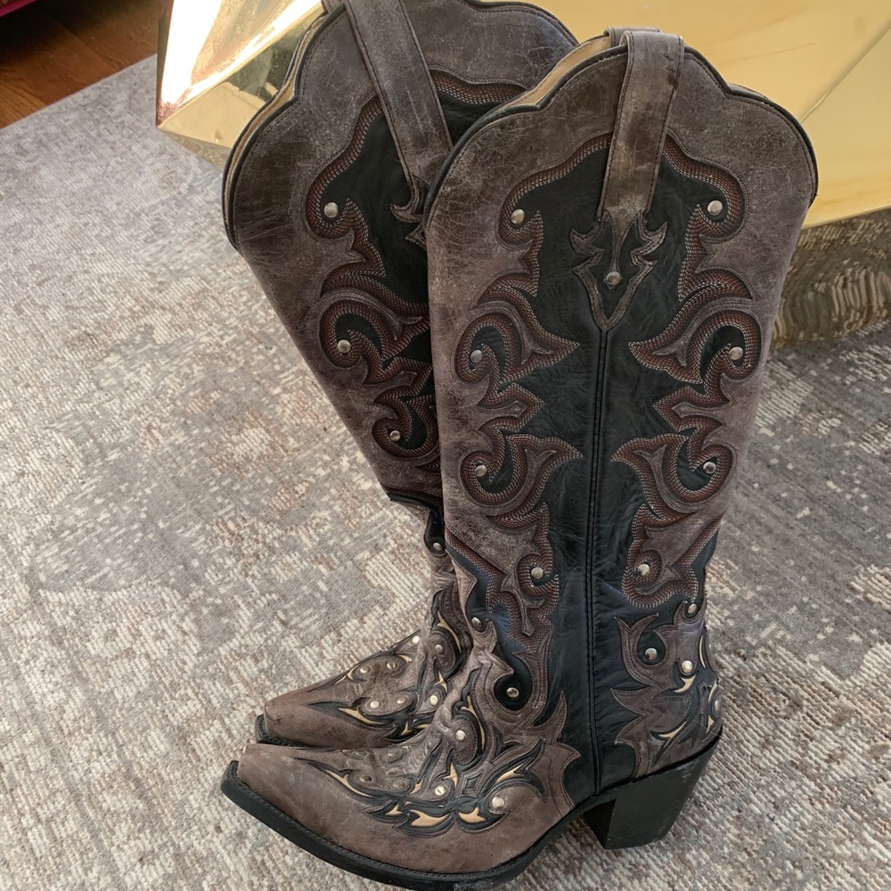 Corral cowboy boots